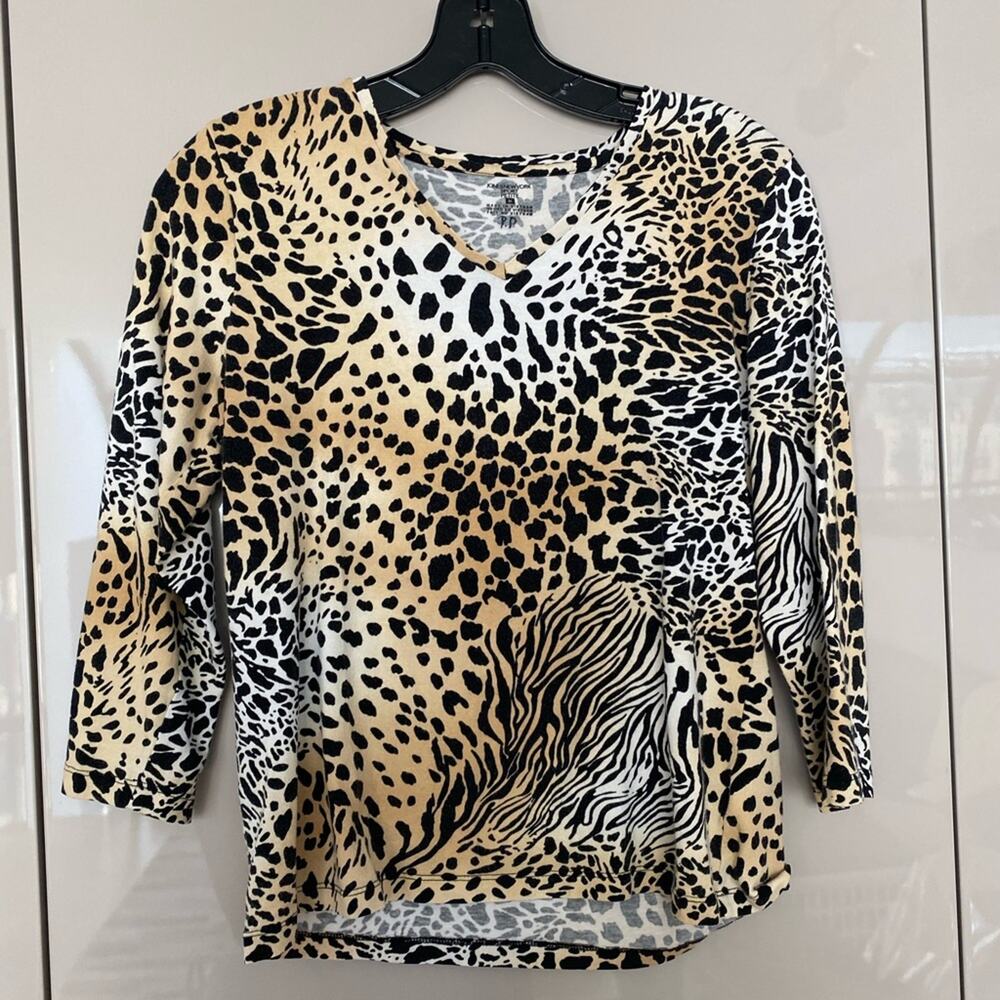 🗽🩶Jones New York V Neck Top